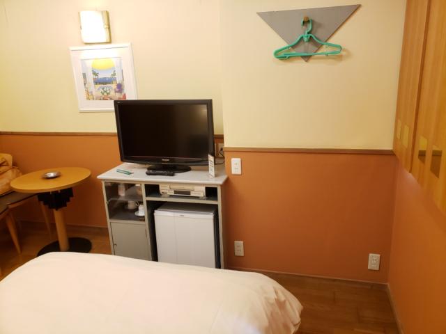 ホテル エル(荒川区/ラブホテル)の写真『404号室枕元より1』by 洋平君
