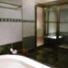 HOTEL PROUD（プラウド）(新宿区/ラブホテル)の写真『801号室（浴室奥から入口方向）』by 格付屋
