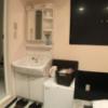 HOTEL Amethyst（アメジスト）(豊島区/ラブホテル)の写真『702号室 洗面台、持込冷蔵庫、湯沸しポット、タオル』by ま〜も〜る〜