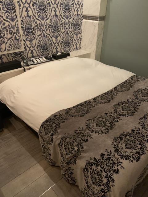 HOTEL SIMPLON(シンプロン)(柏市/ラブホテル)の写真『208号室 ベッド』by mee