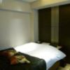 ホテルモアナ(新宿区/ラブホテル)の写真『506号室（入口から部屋奥方向）』by 格付屋