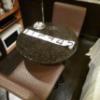 ホテルLios（リオス）(渋谷区/ラブホテル)の写真『403号室（椅子と丸テーブル）』by 格付屋