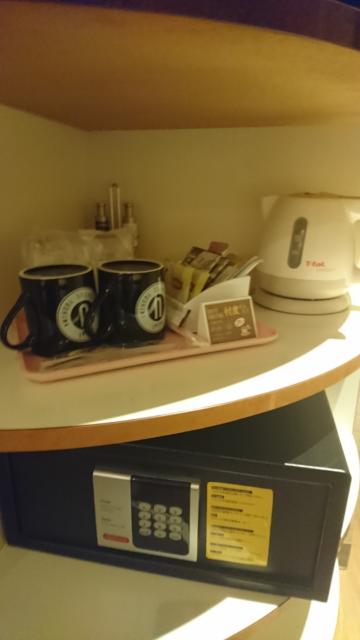 ホテル U(文京区/ラブホテル)の写真『305号 アメニティ類 紅茶セットなど』by momomo