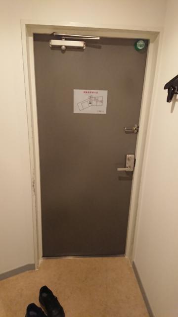 HOTEL ALL-INN G（オールインジー）(豊島区/ラブホテル)の写真『702号室  入口』by うれせん