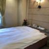 ホテル女神(浜松市/ラブホテル)の写真『33号室ベッド』by 一刀流