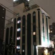 ホテル金山エンペラー(名古屋市中区/ラブホテル)の写真『夜の外観』by くんにお
