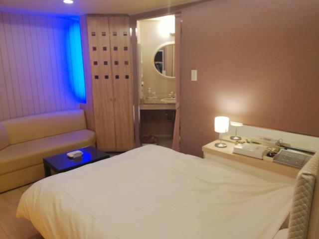 HOTEL Fran（フラン）(船橋市/ラブホテル)の写真『201号室　入口から奥2』by ところてんえもん