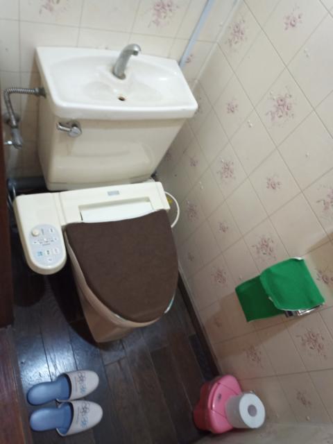 ホテルさくら 富里(富里市/ラブホテル)の写真『112号室　トイレ』by かーたー