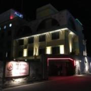 AtoZ安曇野(安曇野市/ラブホテル)の写真『夜の外観』by reimyu: