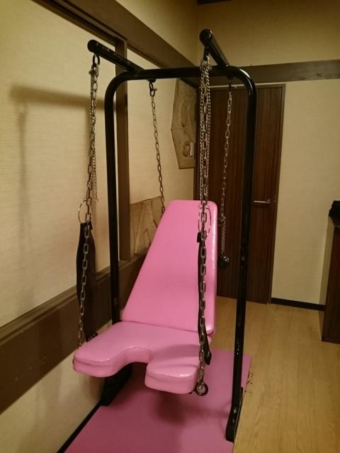 ホテル サンパチ(大阪市/ラブホテル)の写真『２０１号室　ブランコ』by pureshin
