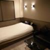 HOTEL Chelsea（チェルシー）(新宿区/ラブホテル)の写真『303号室 ベッド』by モンペペ