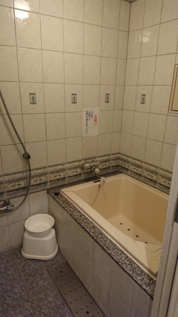 HOTEL R&N（レストアンドネスト）(蕨市/ラブホテル)の写真『403号室 お風呂』by なつやま
