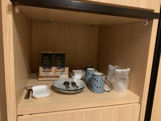 宿屋 湯島御苑(文京区/ラブホテル)の写真『207号室 部屋の設備 茶器』by ネコシ