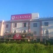 HOTEL ALBANIA（アルバニア)(全国/ラブホテル)の写真『外観（昼）』by YOSA69