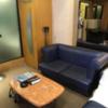 HOTEL Perrier(ペリエ)(新宿区/ラブホテル)の写真『412号室 ソファとテーブル』by サトナカ