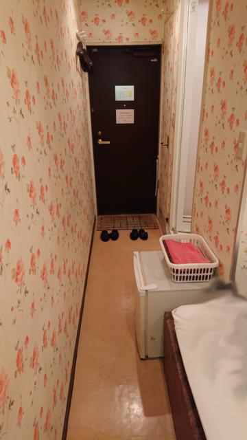 ホテル ルージュ(豊島区/ラブホテル)の写真『205号室 奥から入り口までの全景』by 舐めたろう