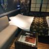 HOTEL ZERO MARUYAMA(渋谷区/ラブホテル)の写真『303号室、ベッド・ソファー・机』by 爽やかエロリーマン