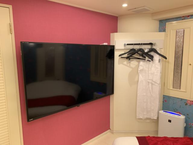 ラブフェアリー(町田市/ラブホテル)の写真『407号室 テレビ』by miffy.GTI