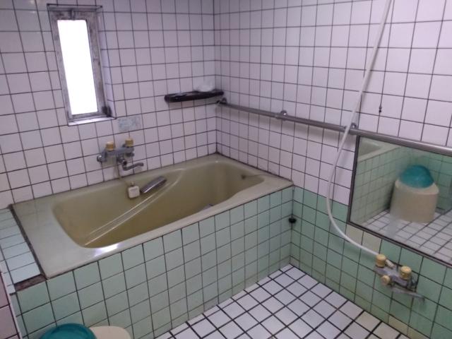 ル・ペイブラン(渋谷区/ラブホテル)の写真『402号室 浴室』by ましりと