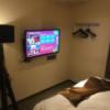 The calm hotel tokyo GOTANDA(品川区/ラブホテル)の写真『203号室 ソファ側から見た室内』by ACB48