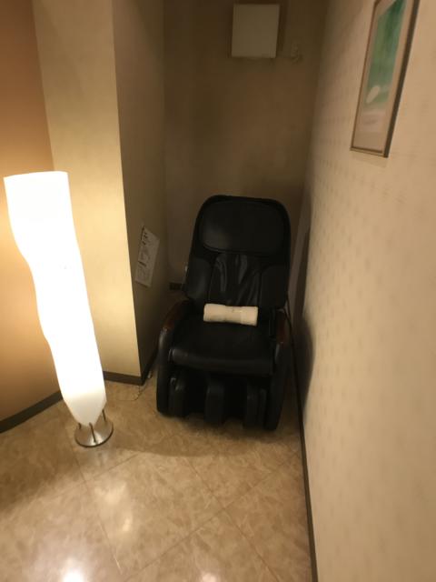 ホテル101(浜松市/ラブホテル)の写真『01号室 マッサージチェアー』by ま〜も〜る〜