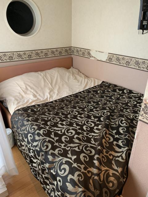 サンマリン(新宿区/ラブホテル)の写真『403号室、ベッド』by isam090