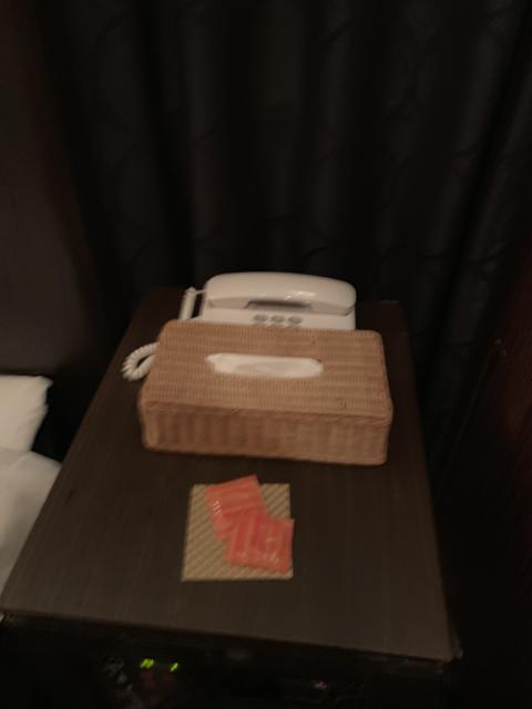 ホテル アフリカ梅田店(大阪市/ラブホテル)の写真『308号室　ティッシュとコンドーム　ちゃんと2つありました。』by カトちゃんケンちゃん