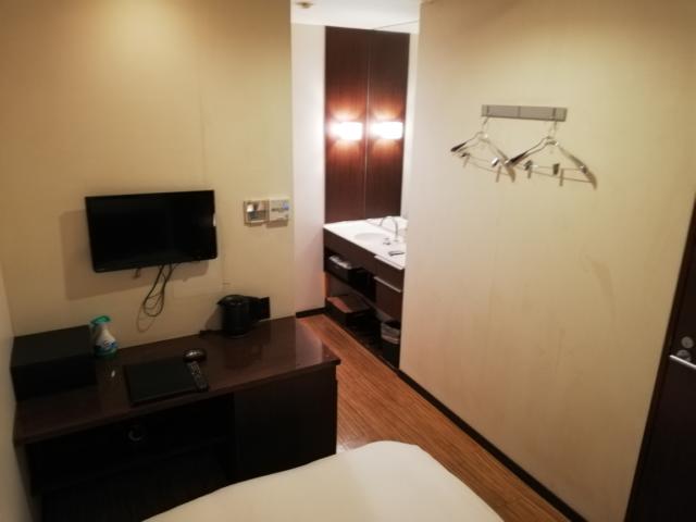 HOTEL UNO(ウノ)(川口市/ラブホテル)の写真『303号室　奥から入口』by ところてんえもん
