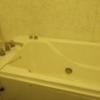 HOTEL Lios3（リオススリー）(品川区/ラブホテル)の写真『802号室のお風呂。スペースはあるけれどもお風呂は普通サイズ。』by ドレ狐