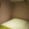 HOTEL Lios3（リオススリー）(品川区/ラブホテル)の写真『802号室のベッド。ベッド周りの内装から、お部屋の幅がお分かりだと思います。』by ドレ狐