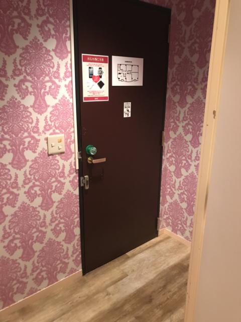 ラピア(新宿区/ラブホテル)の写真『201号室の室内⑤』by 少佐