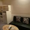 HOTEL ALLY（アリー）(大阪市/ラブホテル)の写真『305号室ベッドの反対側にあるソファ。2人で座るには充分な大きさ。』by PINK SCORPION