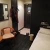 池袋グランドホテル(豊島区/ラブホテル)の写真『701号室　奥から入口』by ところてんえもん