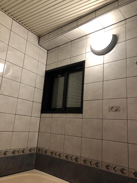 エアーズロック(豊島区/ラブホテル)の写真『603号室 バスルーム照明』by サトナカ