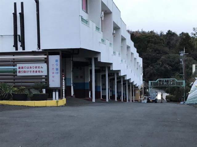 ホテル パーク(沼津市/ラブホテル)の写真『駐車場』by まさおJリーグカレーよ