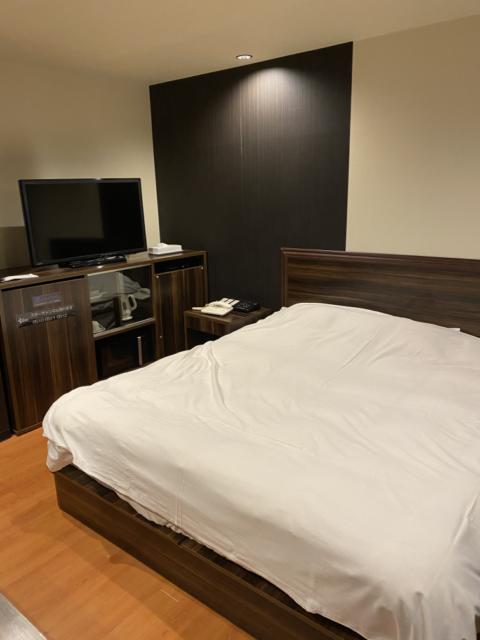 HOTEL GRANDE(川口市/ラブホテル)の写真『202号室室内（ベッド/引き）』by こねほ