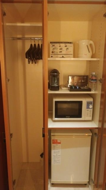 アペルト(豊島区/ラブホテル)の写真『305号室　冷蔵庫　クローゼット』by 来栖
