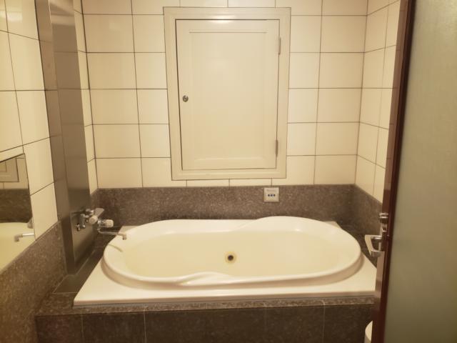 ホテル クリスタルゲート名古屋(名古屋市中区/ラブホテル)の写真『501号室浴室1』by 洋平君