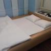 ホテルスマイル(豊島区/ラブホテル)の写真『402号室、ベッド』by 爽やかエロリーマン
