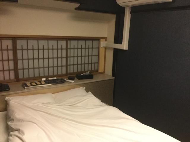 HOTEL Bless（ブレス)(新宿区/ラブホテル)の写真『403号室(ベッドルーム)TV側からの室内』by ACB48