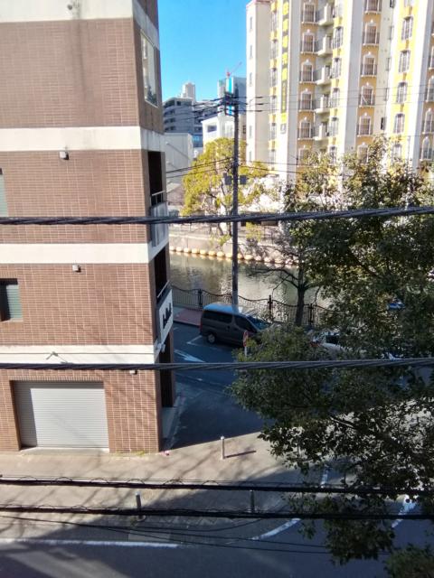 ドルチェ(横浜市中区/ラブホテル)の写真『302号室利用(20.2)。窓からのビューです。大岡川が見えます。』by キジ