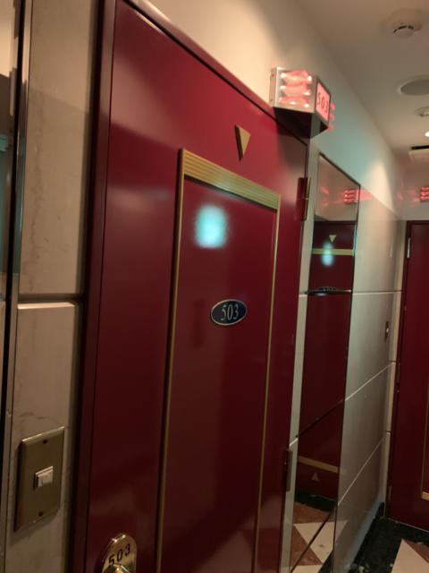 HOTEL CEAN新宿（セアン）(新宿区/ラブホテル)の写真『503号室のドア』by isam090