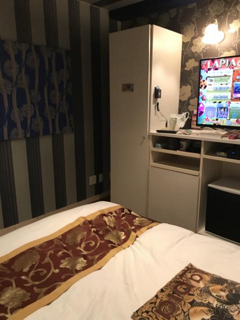 ラピア(新宿区/ラブホテル)の写真『302号室の室内③』by 少佐