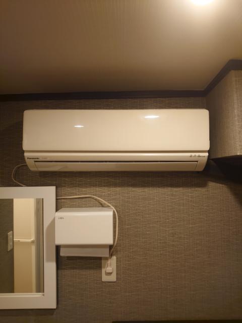 上野レンタルルーム８(エイト)(台東区/ラブホテル)の写真『201 エアコン』by momomo