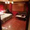 レステイ ティナグレイス(秦野市/ラブホテル)の写真『503号室利用(20.2)部屋全体はこんな感じです。』by キジ