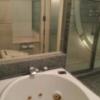 HOTEL CEAN新宿（セアン）(新宿区/ラブホテル)の写真『401号室 浴室(何故かトイレが丸見え)』by ACB48