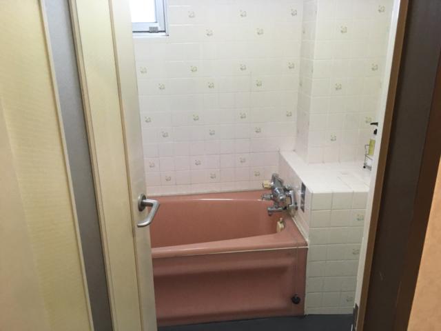 アルファ北松戸(松戸市/ラブホテル)の写真『305号室浴室』by mailbox
