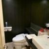 HOTEL SIX（ホテルシックス）(大阪市/ラブホテル)の写真『401号室、トイレ、洗面所』by ジャーミン