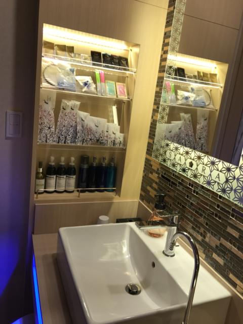 SARA 川越(川越市/ラブホテル)の写真『405号室洗面台。アメニティ豊富』by リカ