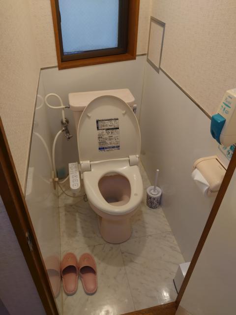 ホテル エレガンス(台東区/ラブホテル)の写真『206号 トイレ』by momomo